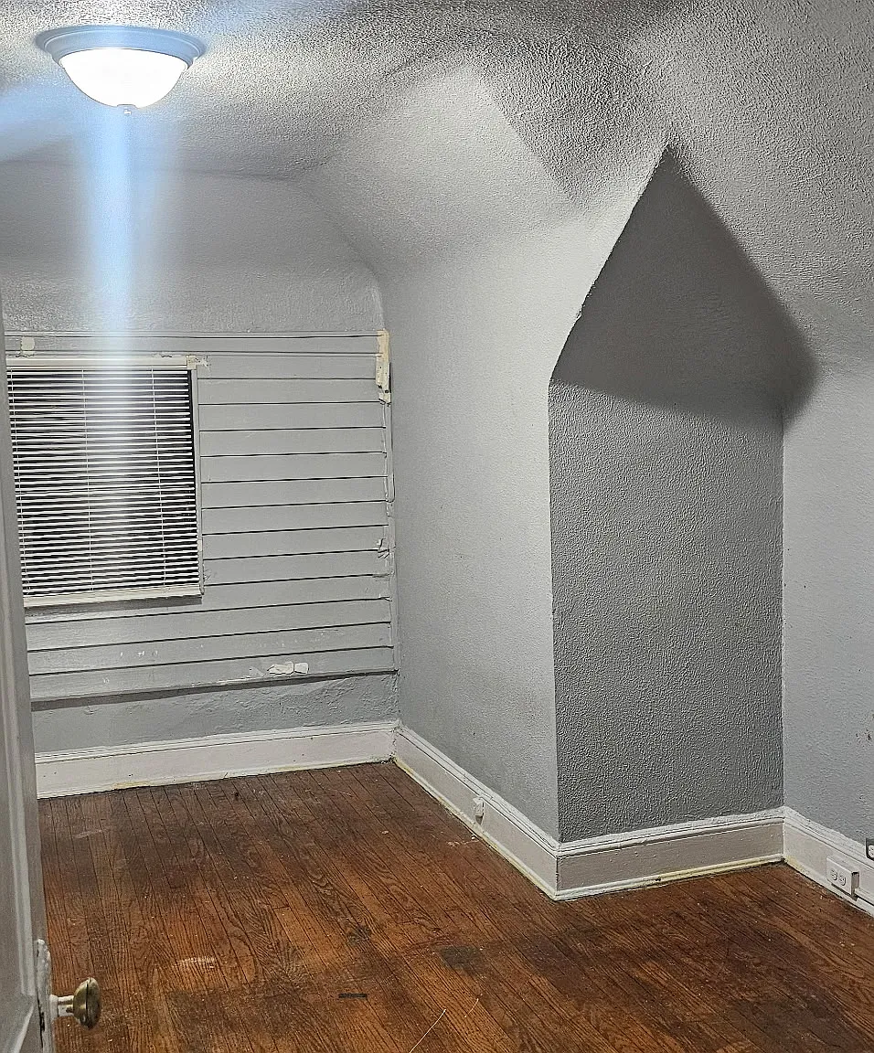1 bed, 400 sqft, $850 — Photo 3