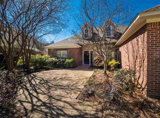 1223 Belvoir Pl, Jackson, MS 39202