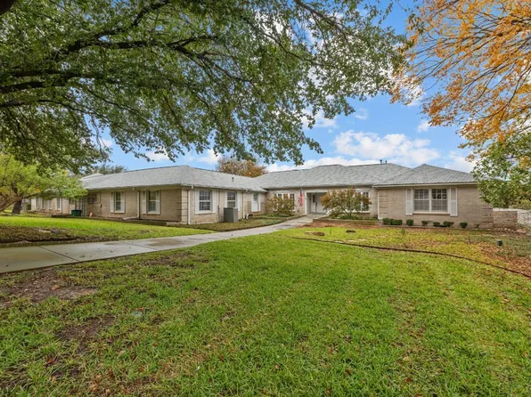 40 Bounty Rd W, Benbrook, TX 76132