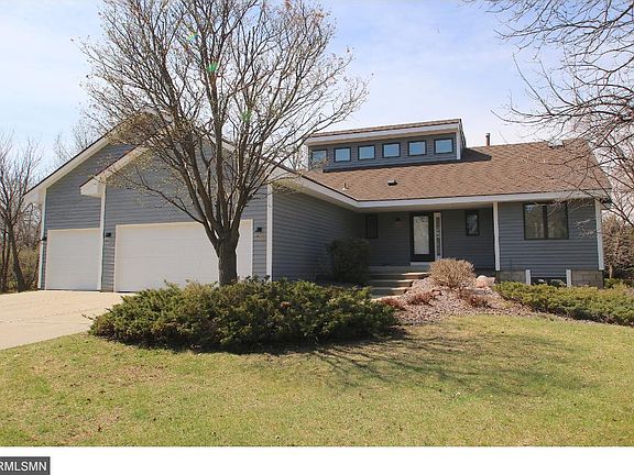 2nd image of 7351 Willow Ln