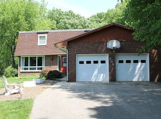 206 W Grand Ave, Saint Joseph, IL 61873