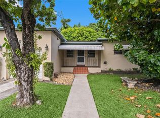 Mckeever Terr No 2, Miami, FL 33155