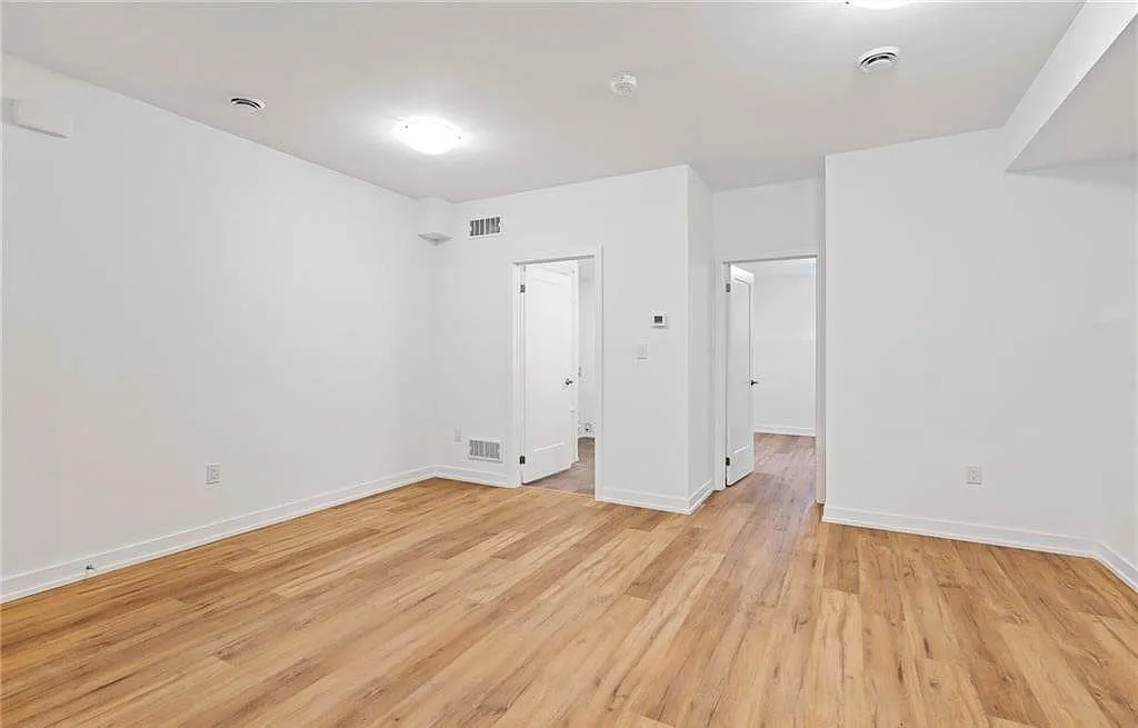 781 Clare Ave - 214 — Photo 3