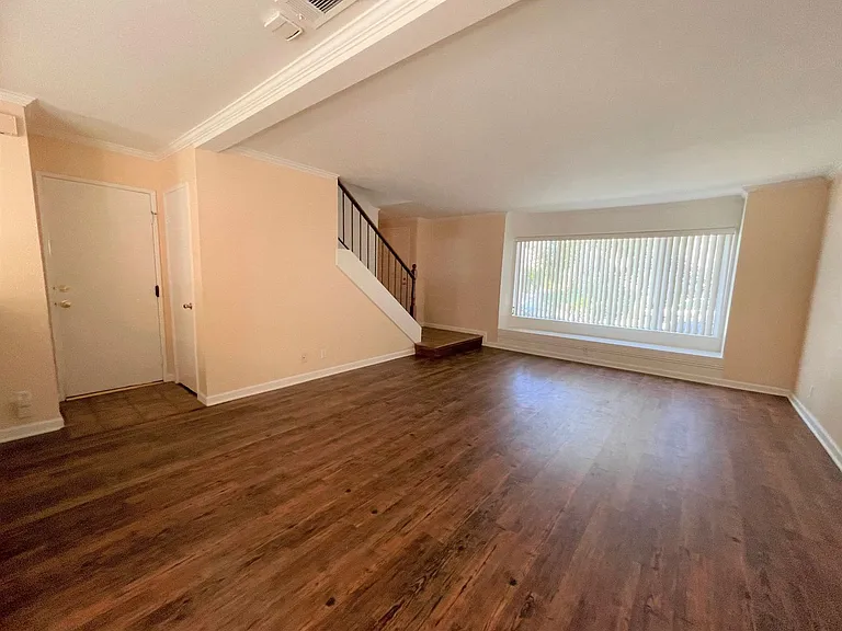 1206 Llama Ct — Photo 4
