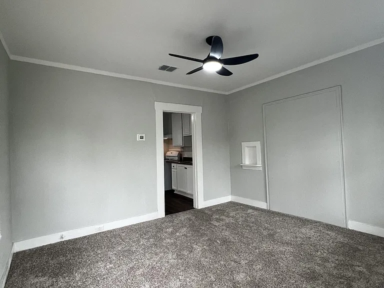 124-126 Wiggins Pl #1 — Photo 6