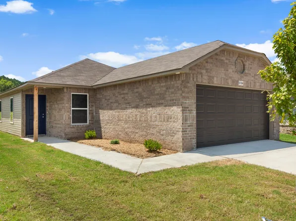 10304 Debbie Dr, North Little Rock, AR 72113