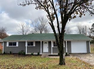 2223 W Alpine Cir, Siloam Springs, AR 72761