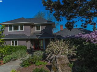 678 Highline Rd, Hood River, OR 97031