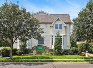106 Morris Avenue #7, Rockville Centre, NY