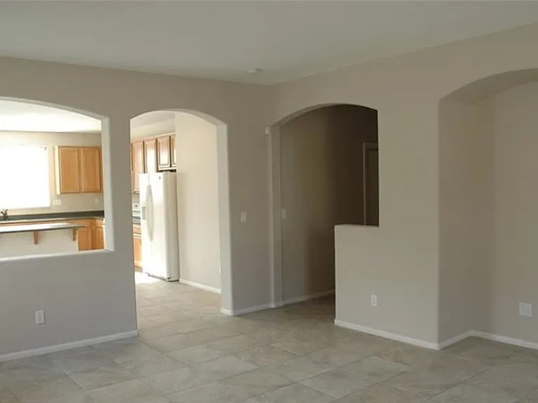 4345 Haven Point Ave — Photo 13