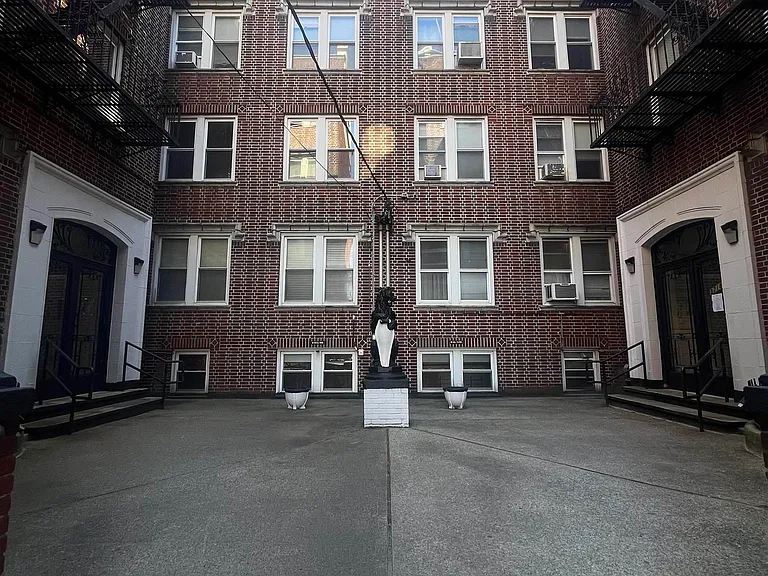 3718 Park Ave #C1 — Photo 13