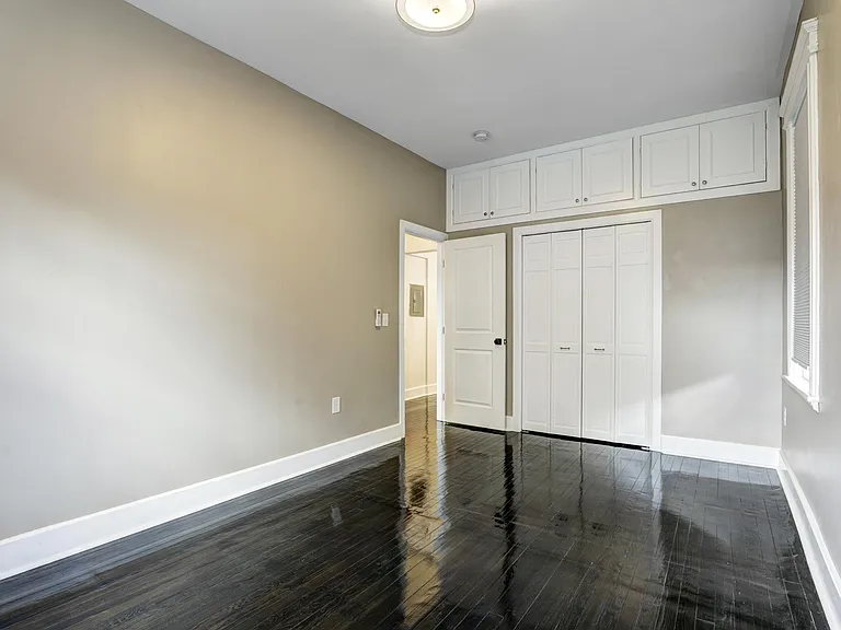 253 Born St #1 — Photo 19