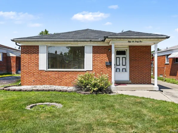 5645 Centralia St, Dearborn Heights, MI 48127