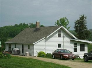 16373 Middle Rd, Dubuque, IA 52002