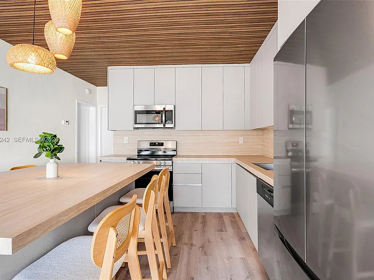 1275 Marseille Dr #42 — Photo 7