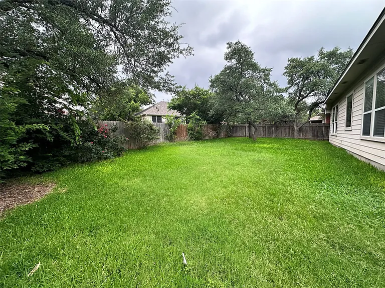 315 Sendero Ln — Photo 15