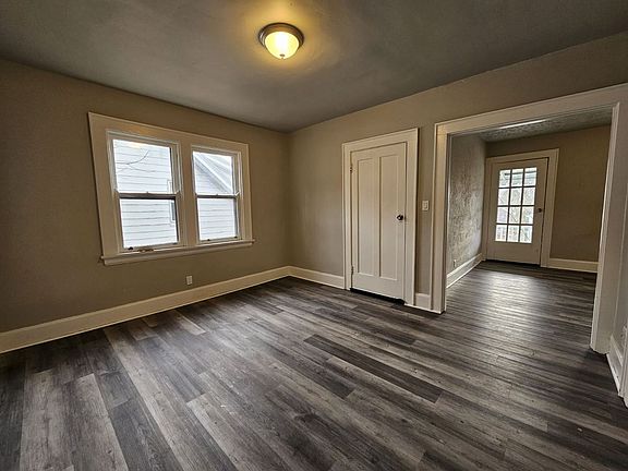 4th image of 6306 Chandler St #2