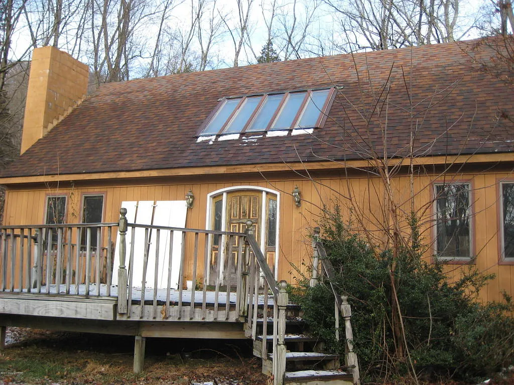 6 Raynor Ln photo 1