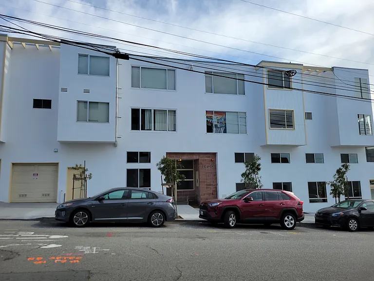 2400 17th Ave #11 — Photo 14