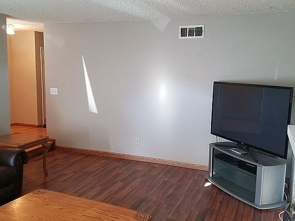4th image of 10333 Woodpark Dr