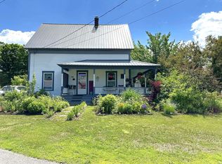 56 Good Pl, Hardwick, VT 05843