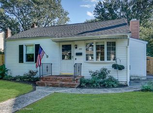 282 E End Ave, Belford, NJ