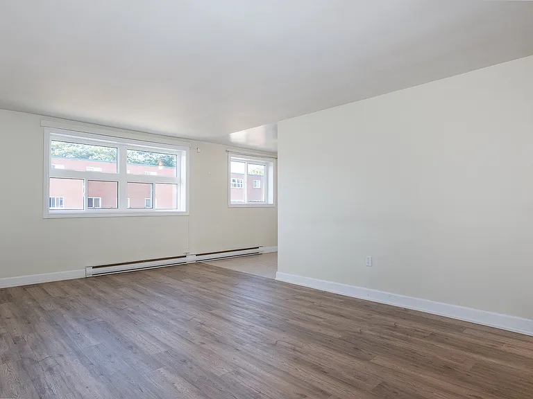 794 Waterloo St — Photo 11