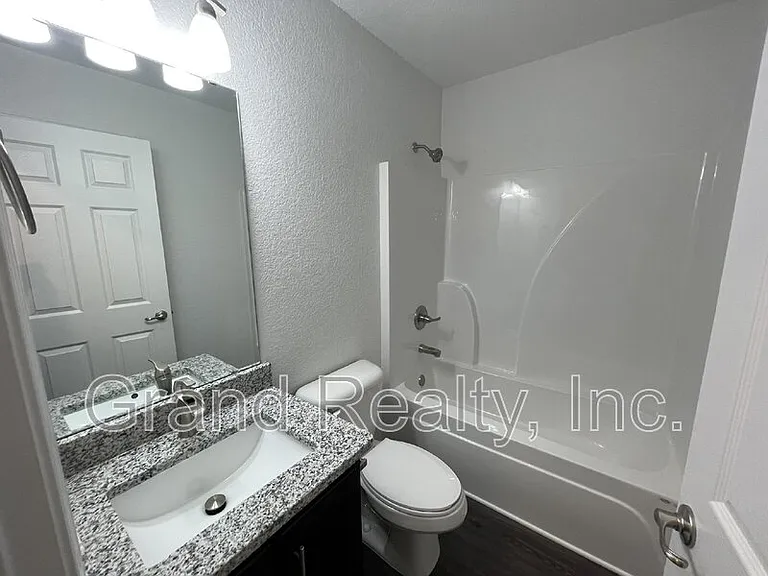 6217 Fox Run St — Photo 14