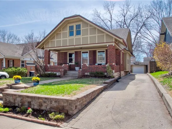 21 E 65th St, Kansas City, MO 64113