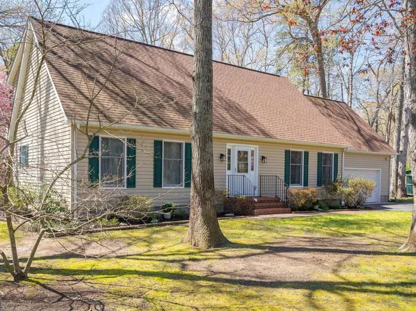 11 Roberts Rd, Lewes, DE 19958