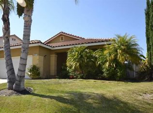 27499 Bunkerhill Dr, Corona, CA 92883
