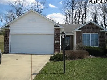 7643 Homestead Cir photo 1