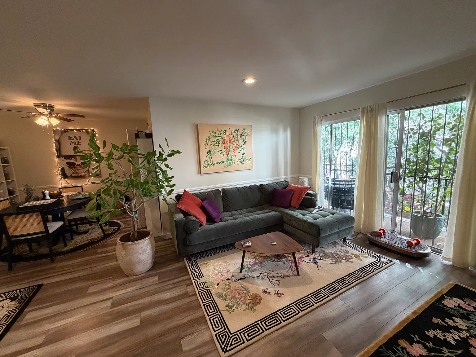 2 bed, 1050 sqft, $3,600 — Photo 3