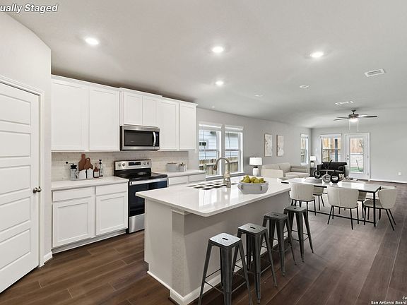 5th image of 11531 Buffalo Grove