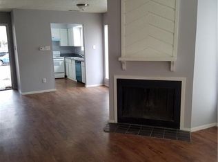 1910 W Loop APT B, Austin, TX 78758