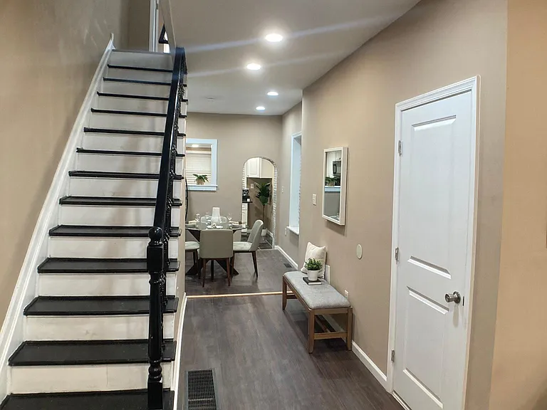 2060 E Orleans St #2060 — Photo 2