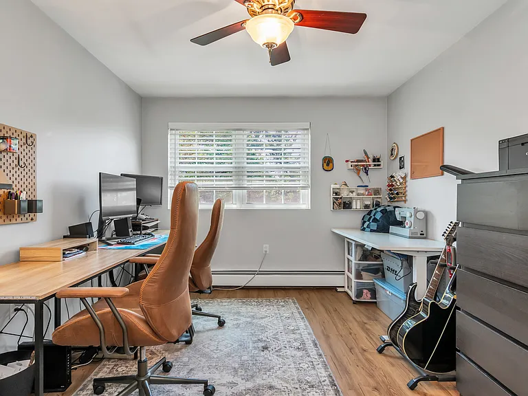 23 Edgelawn Ave #6 — Photo 12