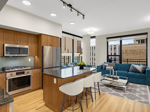 4th image of 740 Portland Ave #808