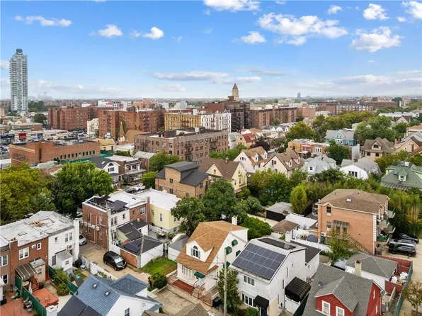 2115 Kenmore Ct, Brooklyn, NY 11235