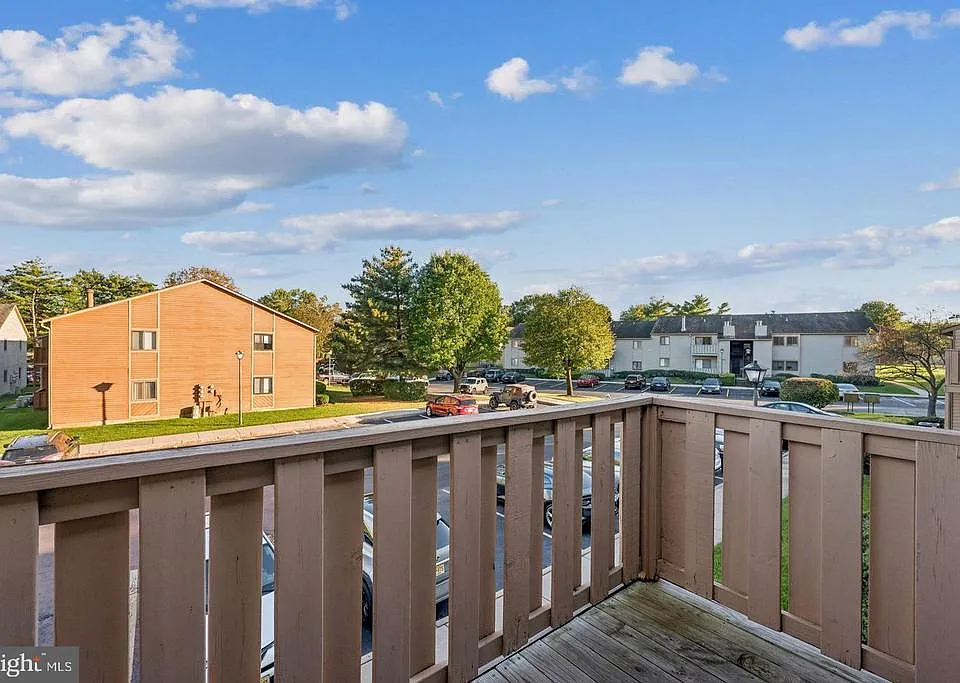 706 Woodhollow Dr