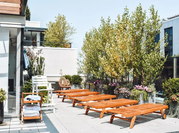 148 1st Street image 165 of 204