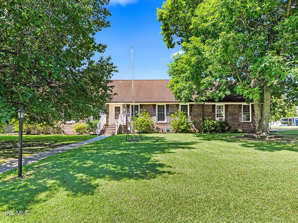 1st image of 1110 Westmoreland Drive