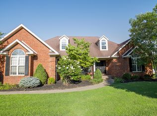 965 E Count Fleet Cir, Danville, KY 40422