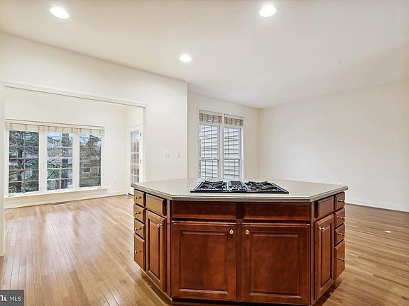 5th image of 9974 Cyrandall Dr