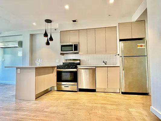 Rented by CCM Property Management LLC | media 18