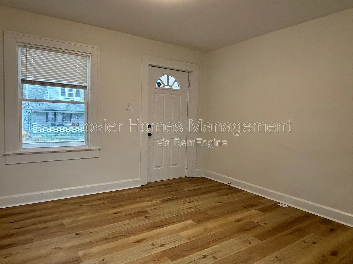 Building Photo - 83 N Ewing St #83