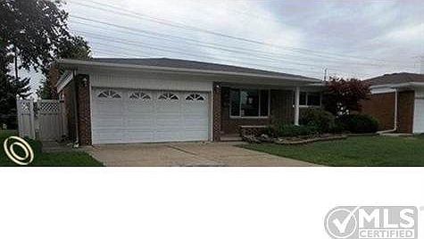 32517 Lancaster- Warren (2).JPG