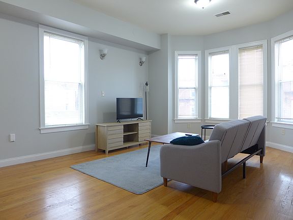 3rd image of 48 Dudley St #2