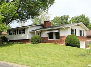 4324 N Nelson Dr, Peoria, IL