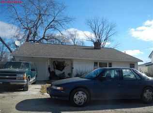 715 S Shank St, Portland, IN 47371